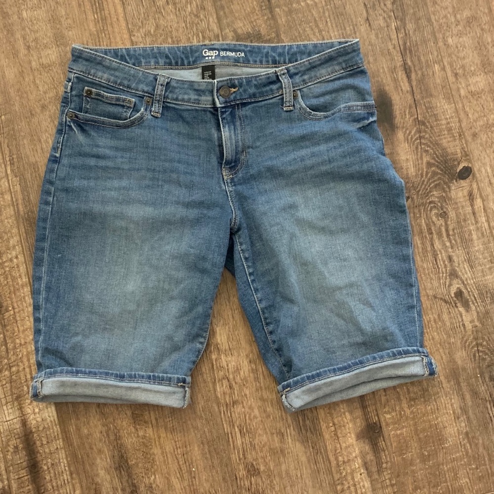 Gap Bermuda shorts